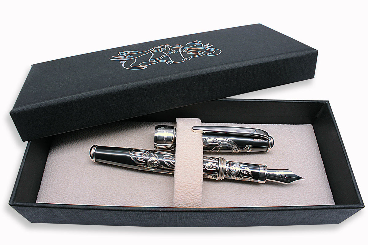 Handgefertigter Füllfederhalter aus Sterlingsilber – Pfau-Edition - Ansicht 3