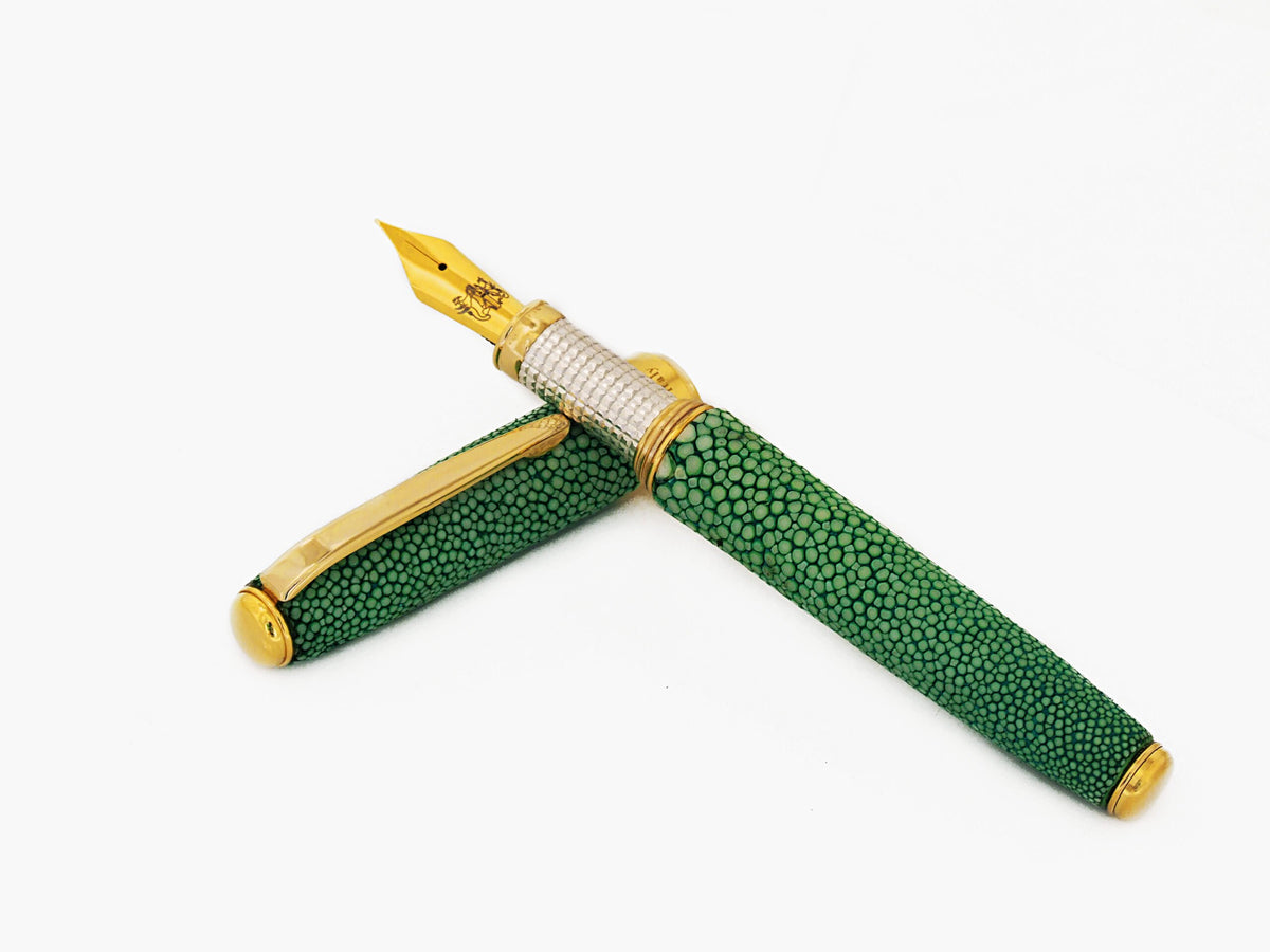 Green Stingray Fountain Pen - view 4