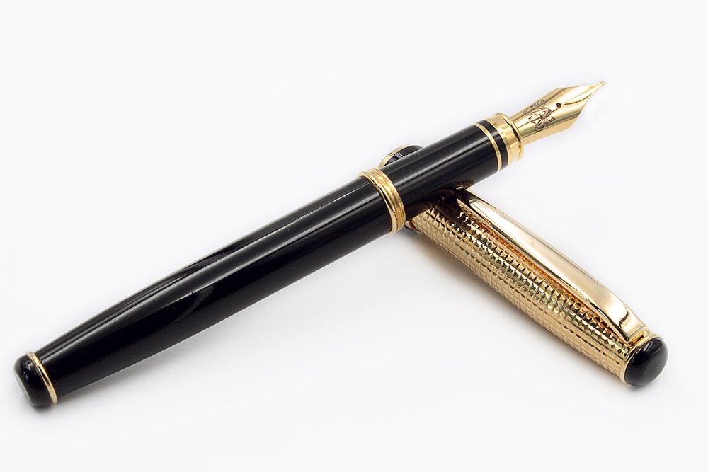 Penna Stilografica Lacca Nera e Oro Vermeil - vista 4