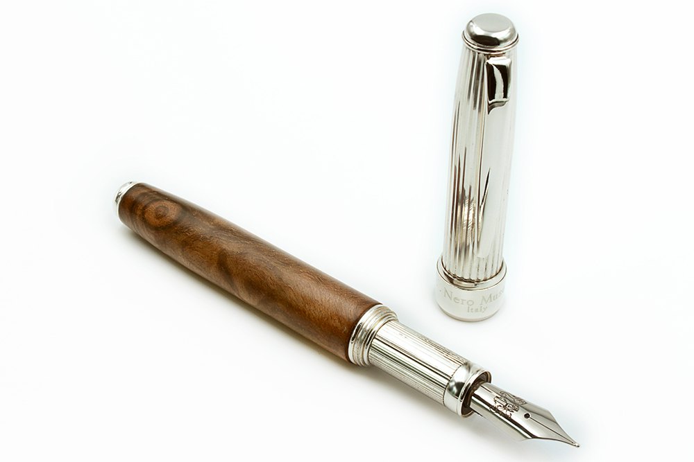 Penna Stilografica Noce e Argento - vista 5