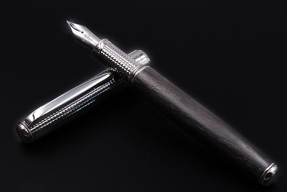 Fountain Pen Bog Oak - view 4