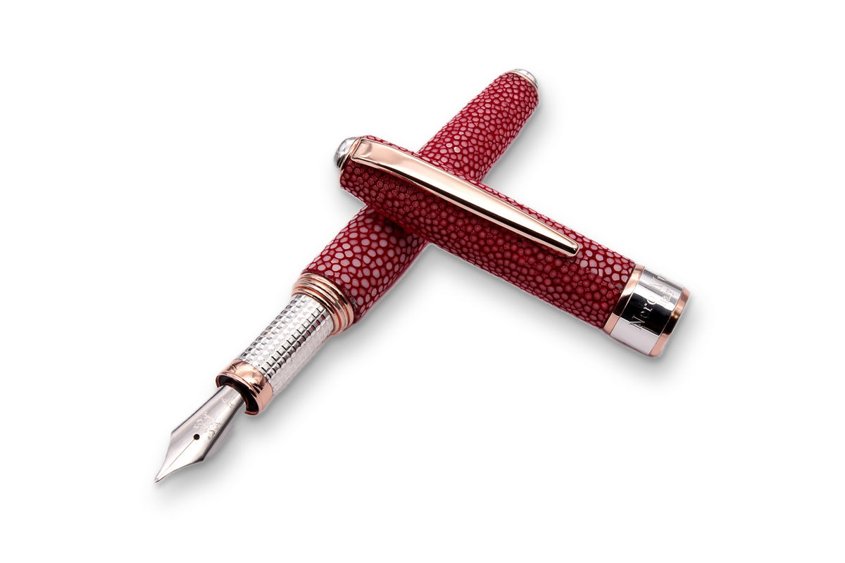 Red Stingray Leather Fountain Pen