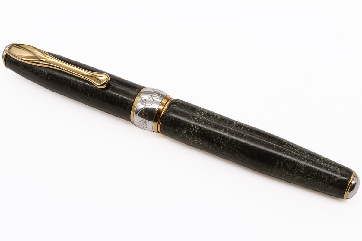 Pluma estilográfica Corazón de piedra – plumín de oro de 18 K - vista 2