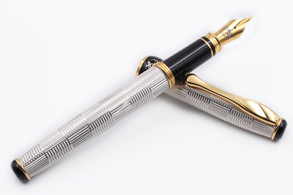 Penna Stilografica Argento Effetto Vimini