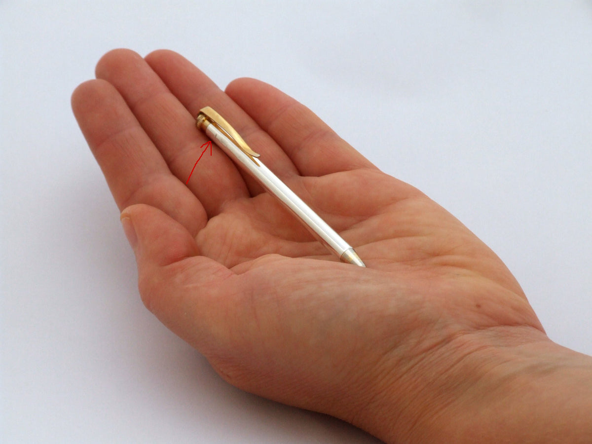 Mini-Kugelschreiber aus Silber