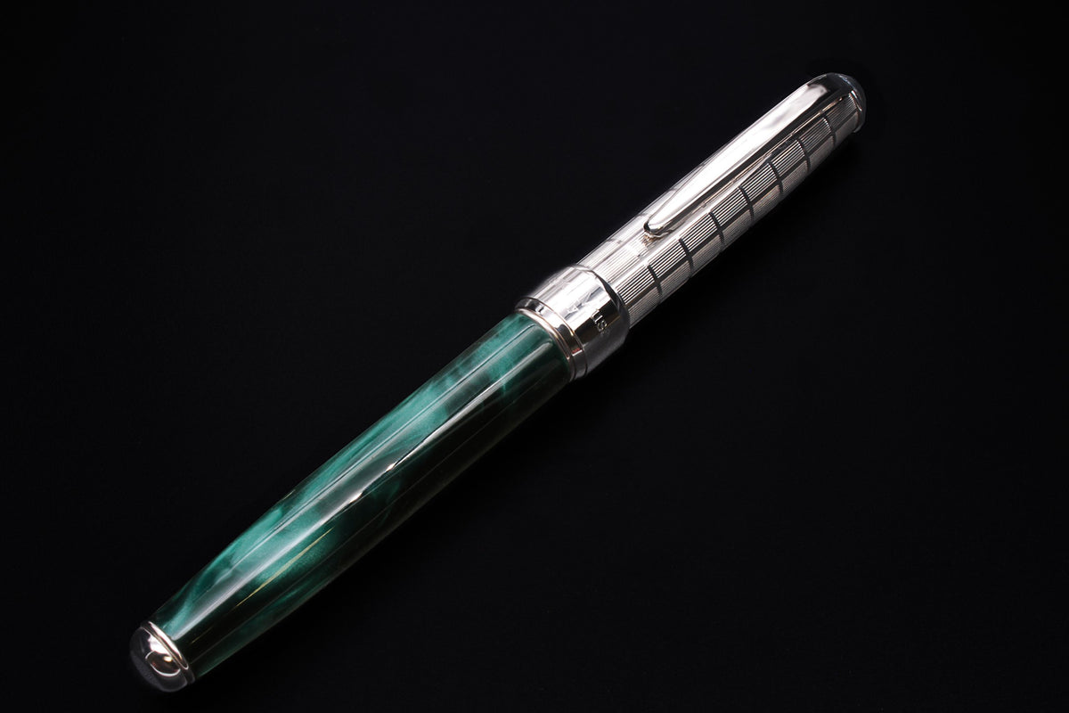 Penna Stilografica Argento e Resina Verde - vista 9