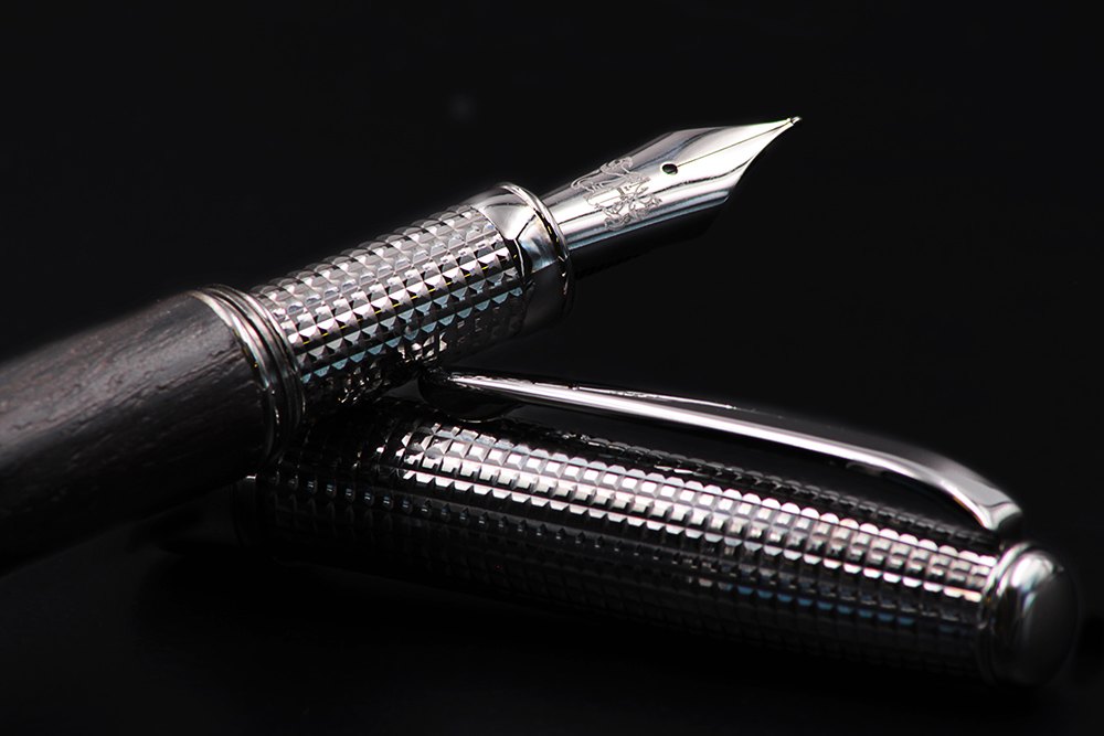 Fountain Pen Bog Oak - view 8