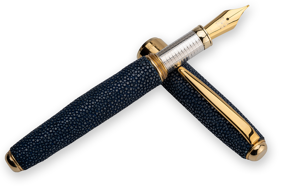 Blue stingray fountain pen