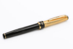 Black and Gold fountain pen 