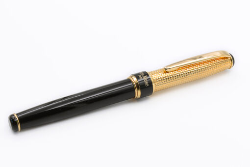 Black and Gold Vermeil fountain pen